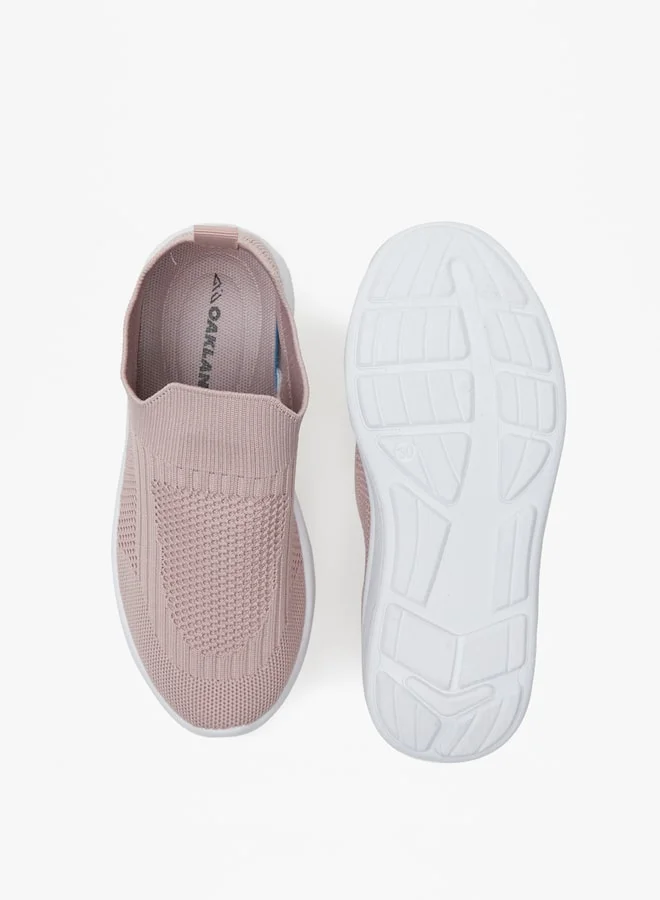 Oaklan by Shoexpress Girls Textured Slip-On Walking Shoes