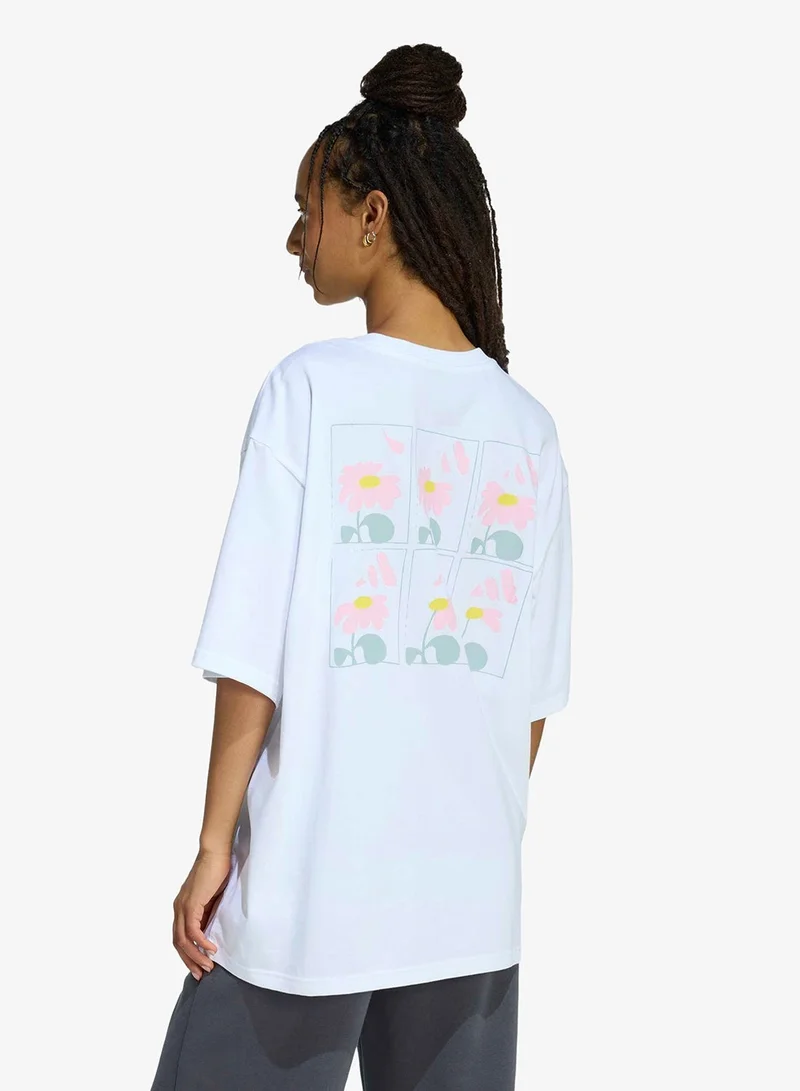 Adidas SOFT SIDE OVERSIZED GRAPHIC T-SHIRT