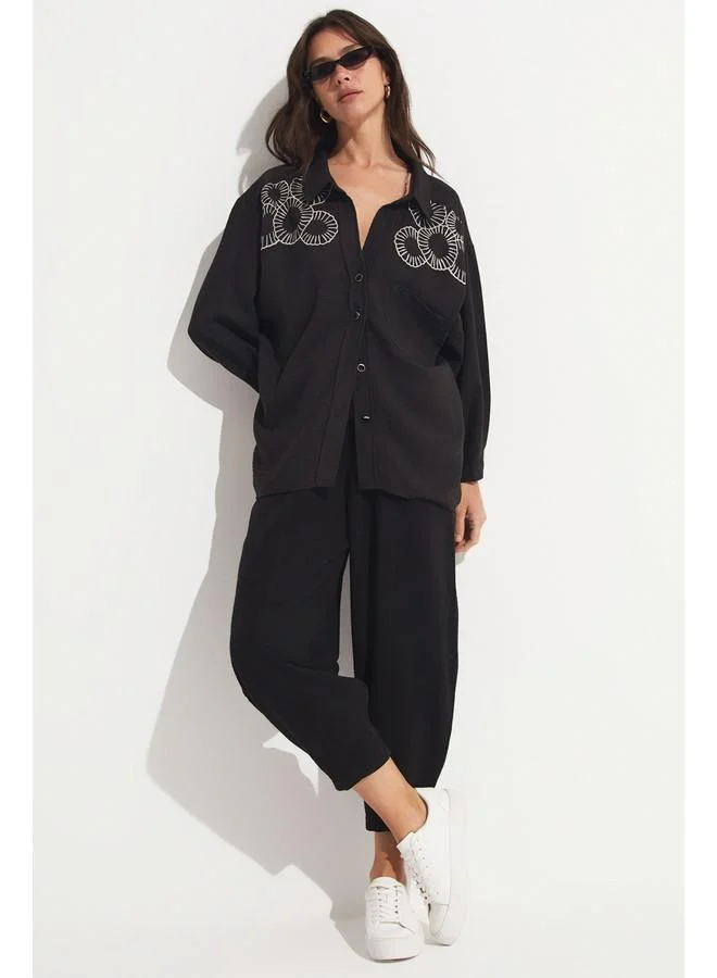 JUNE June Loose Fit Embroidery Detailed Shirt Black