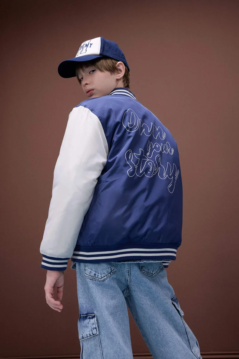 ديفاكتو Boy College Collar Back Printed Bomber Jacket