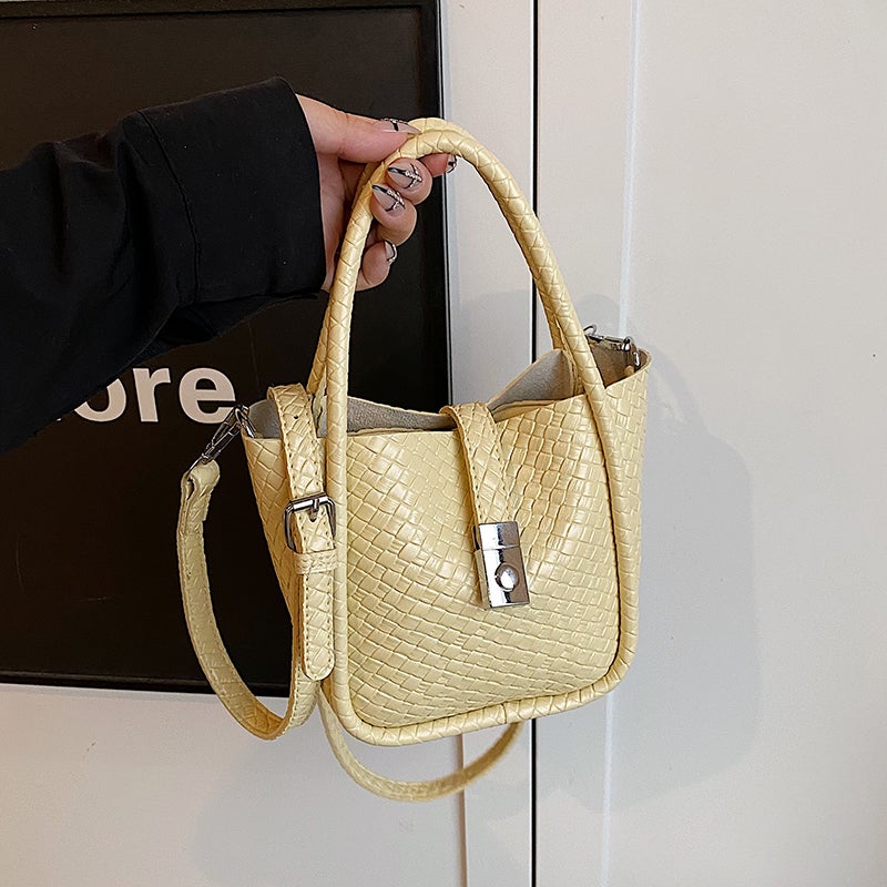 Woven Pattern Hand-Carrying Small Bag For Women Fashion Vegetable Basket Bucket Bag Summer Popular Versatile Crossbody Bag - Image 5