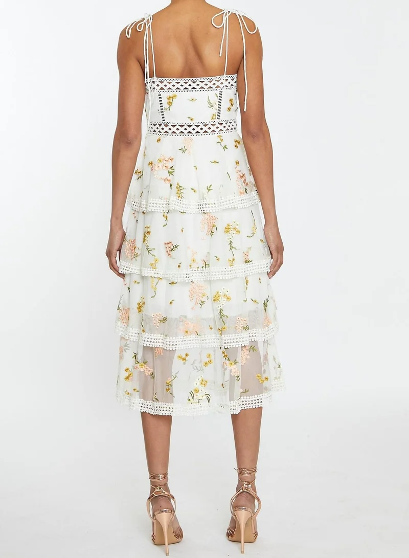 ترو ديكادينس Nude-Pink Embroidery Strappy Tiered Midi-Dress