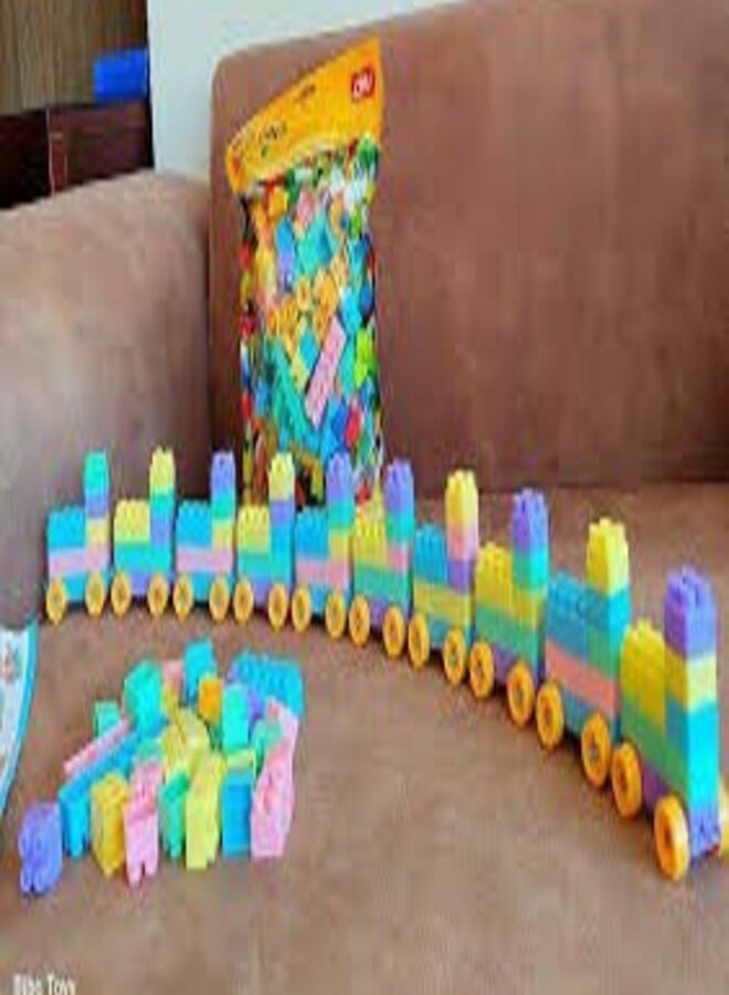 داي طقم مكعبات بناء للأطفال، 140قطعة، ألعاب بناء بلاستيكية متعددة الألوان - Image 1