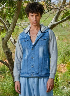 Campus Sutra Men's Blue & Grey Light-Wash Denim Jacket With Sweatshirt Sleeve  - Image 2