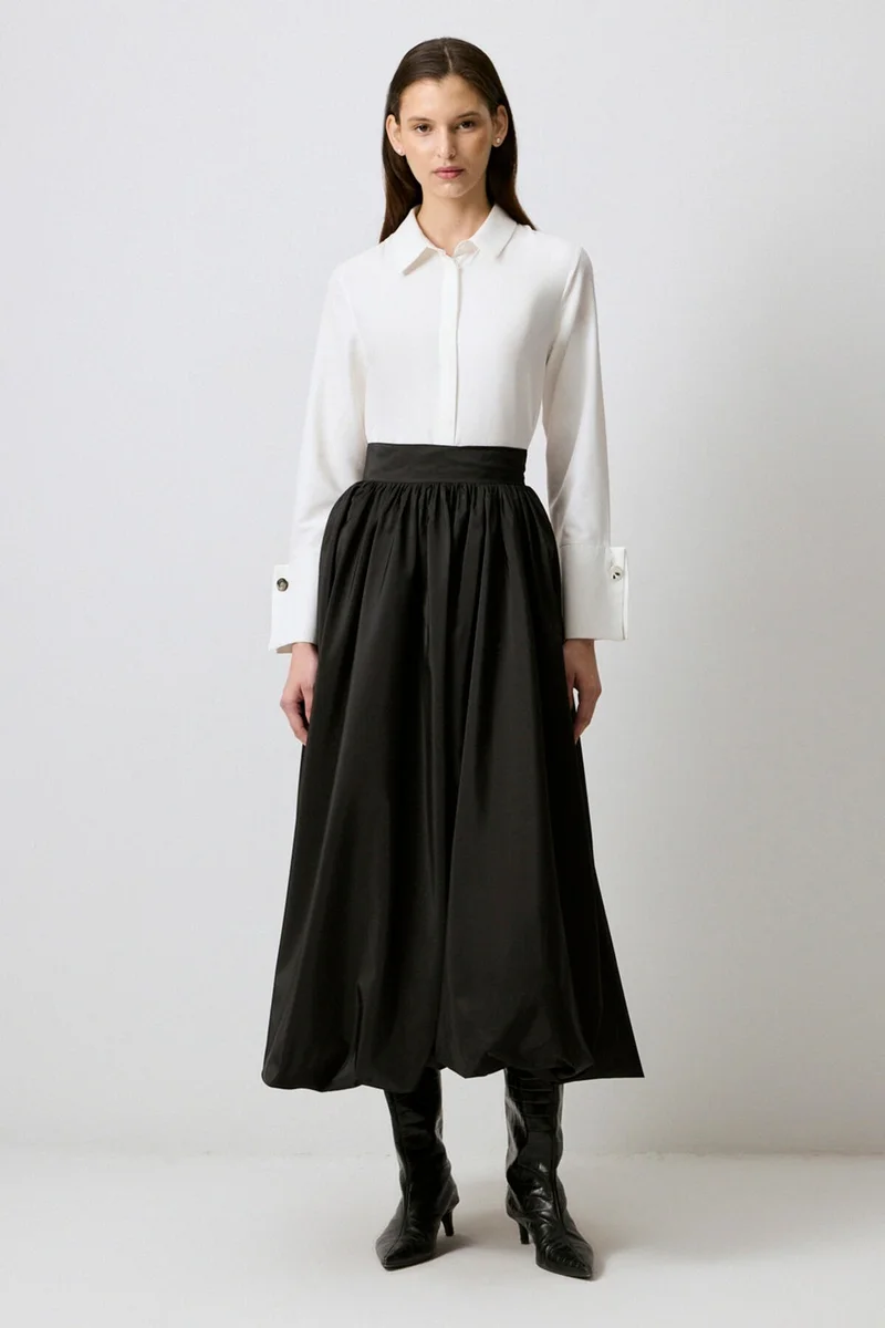 توتشي A Cut Poplin Skirt
