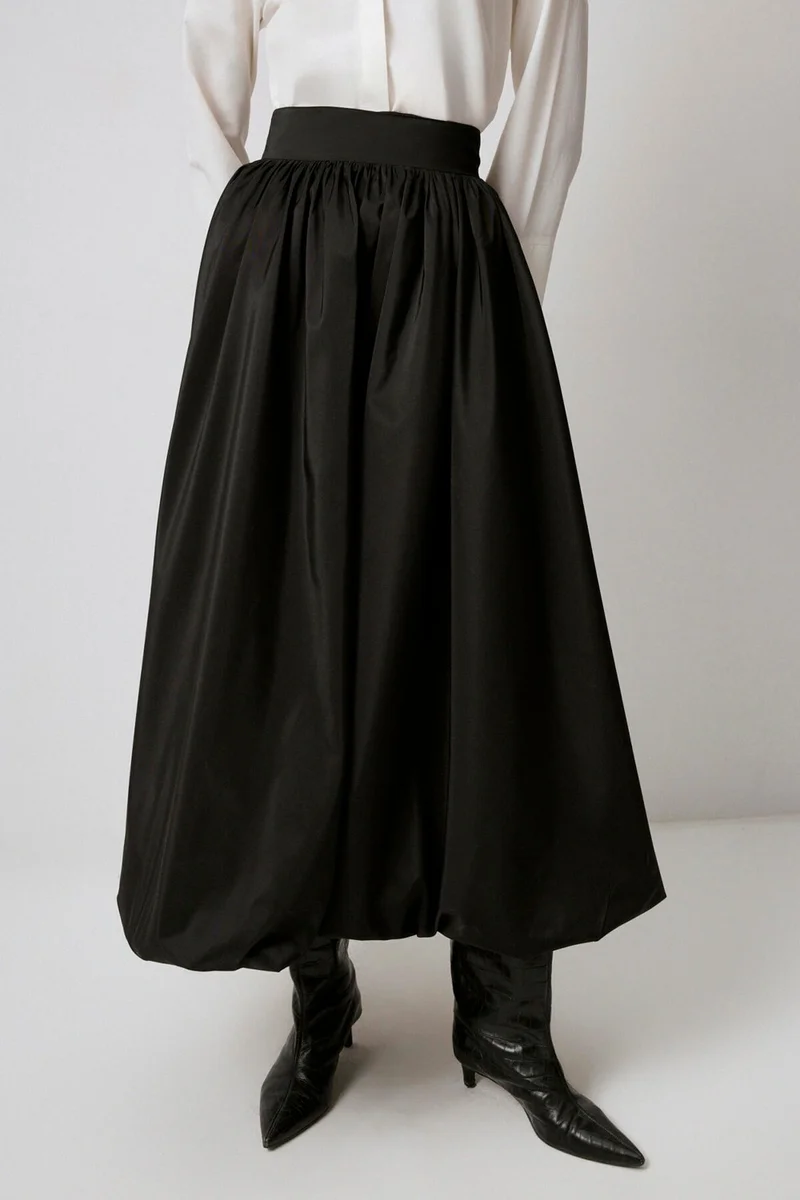 توتشي A Cut Poplin Skirt