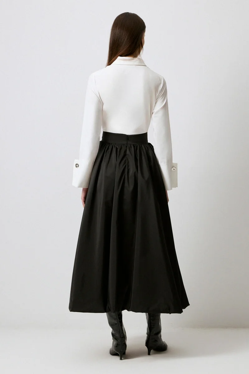 توتشي A Cut Poplin Skirt