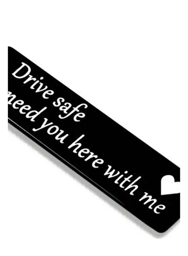 سلسلة مفاتيح Drive Safe - رسالة ملهمة "أحتاجك هنا معي" - حلقة مفاتيح من الفولاذ المقاوم للصدأ لأحبائك  - Image 2