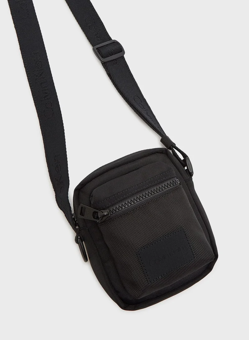Calvin Klein Jeans Mini Organizer Crossbody