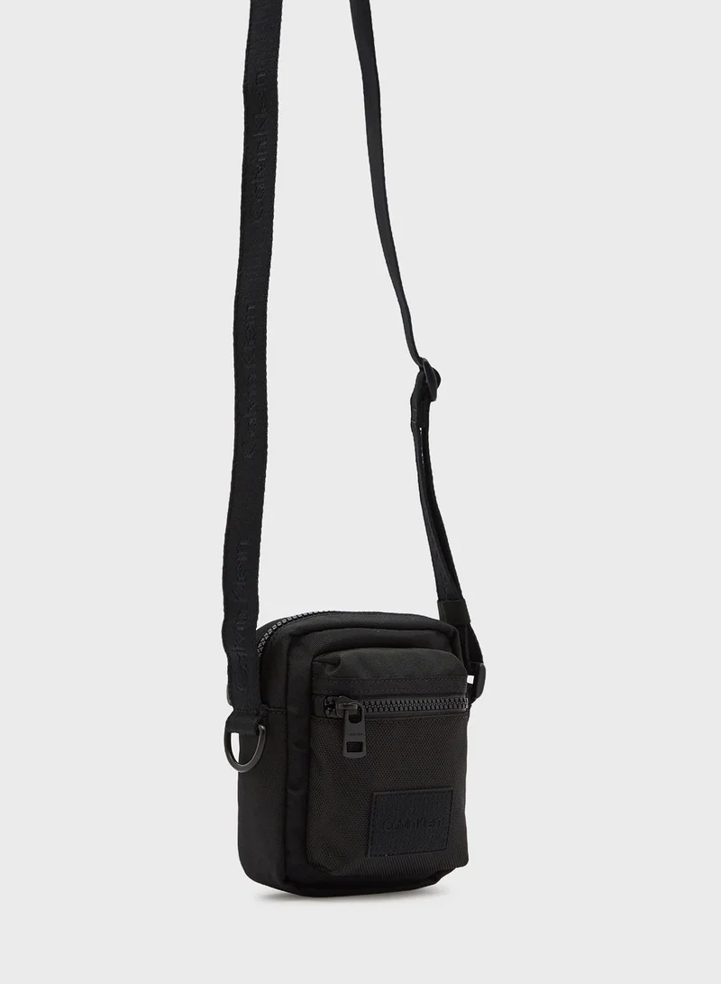 Calvin Klein Jeans Mini Organizer Crossbody