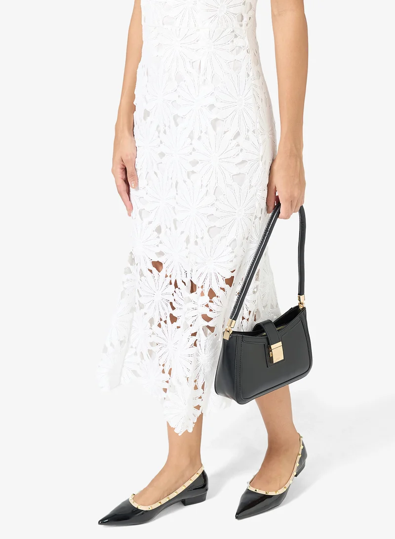 جينجر مضخات كلاسيكية