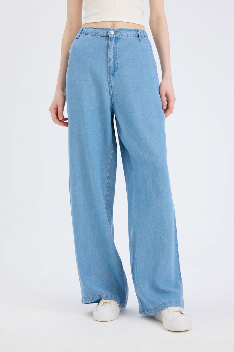 DeFacto Woman Wide Leg High Waist Long Soft Washed Jeans - Image 1