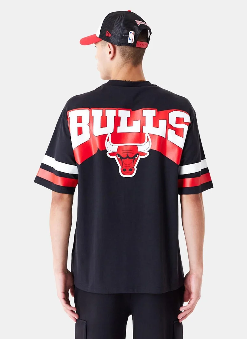 نيو ايرا Men's NBA Chicago Bulls Arch Graphic T-Shirt