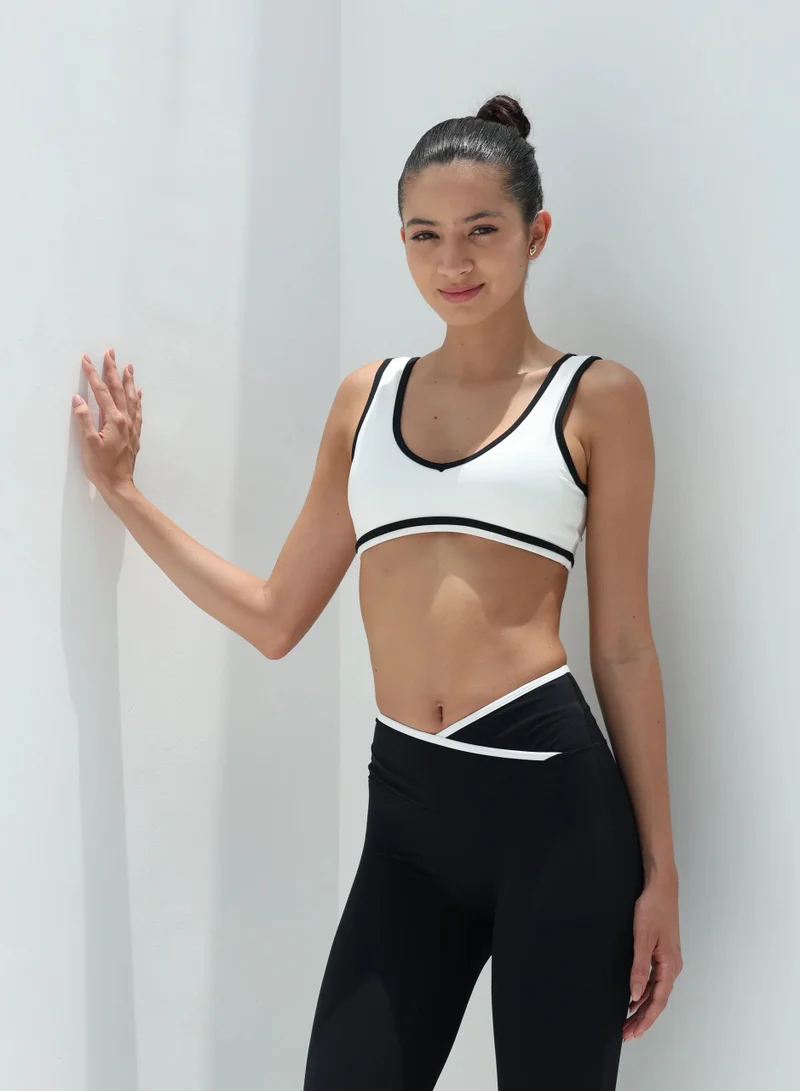 Mohuki Black Contour Active Flare for Women | Best Price UAE