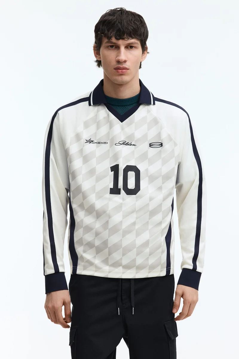 اتش اند ام قميص كرة قدم مطبوع بقصة واسعة