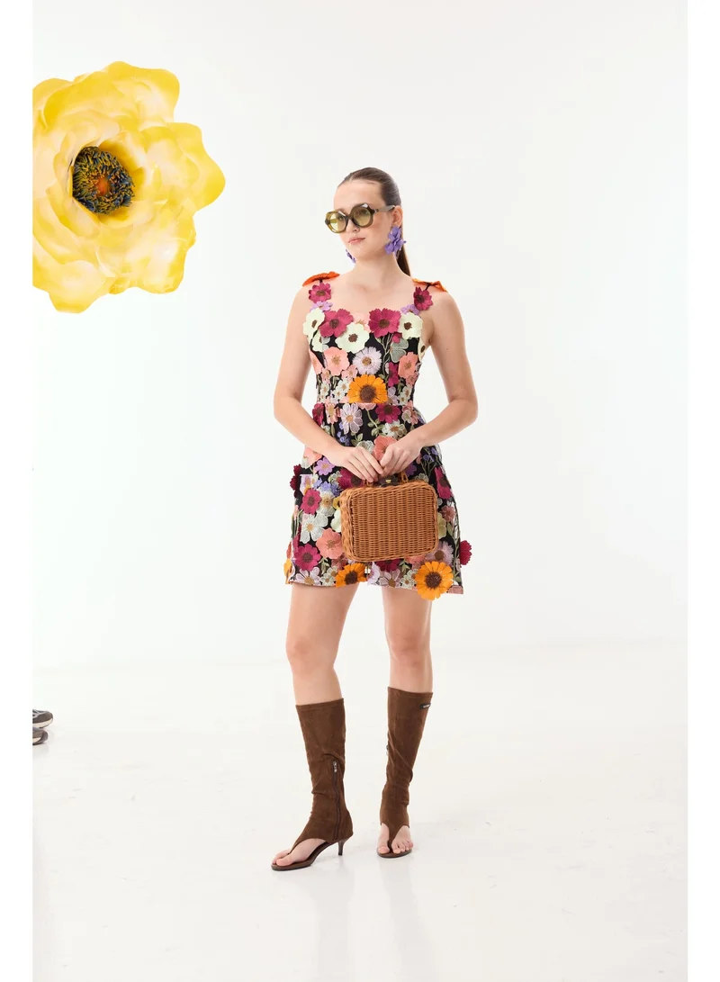 أشيتا فرنانديز نايلا فستان قصير دانتيل زهري بدون أكمام بياقة مربعة - أسود