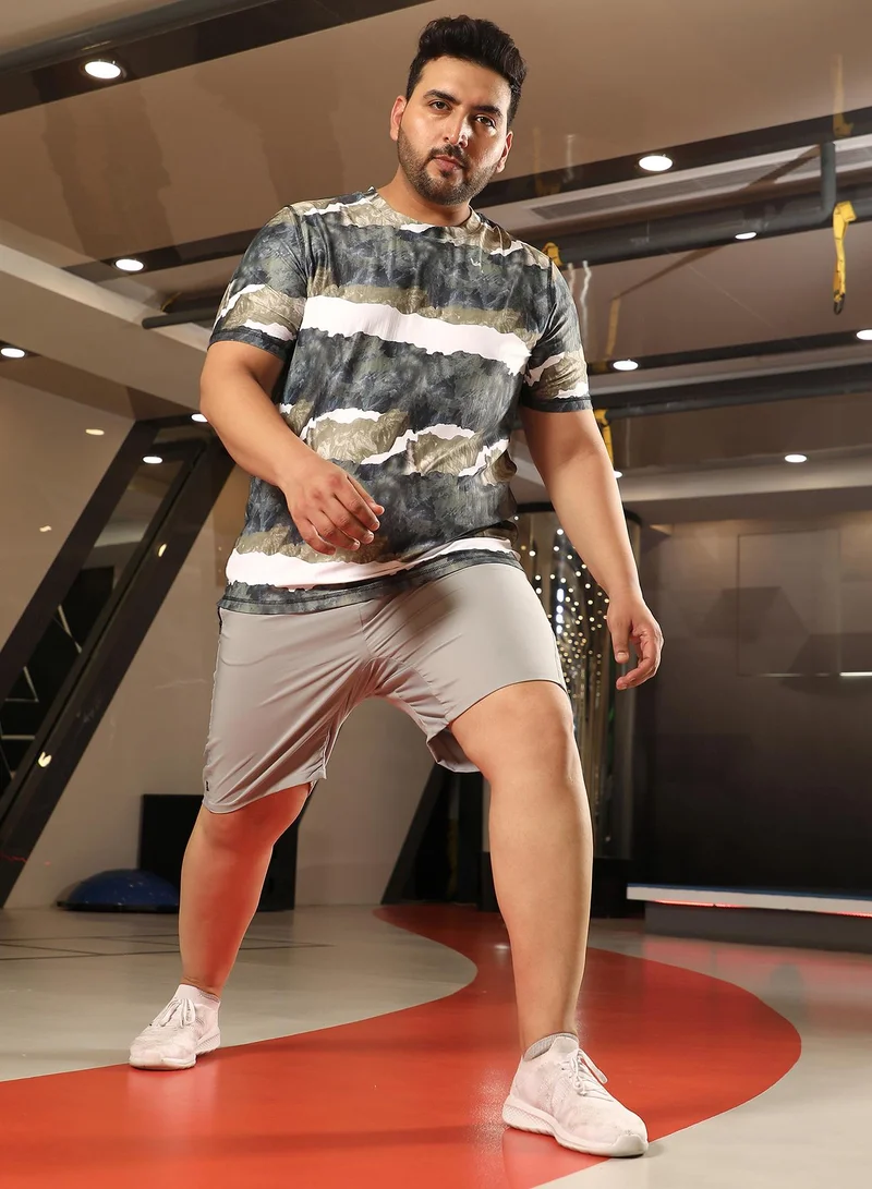 Instafab Plus  Men's Olive Green & Charcoal Black Horizontal Abstract Activewear T-Shirt for Men | Best Price UAE