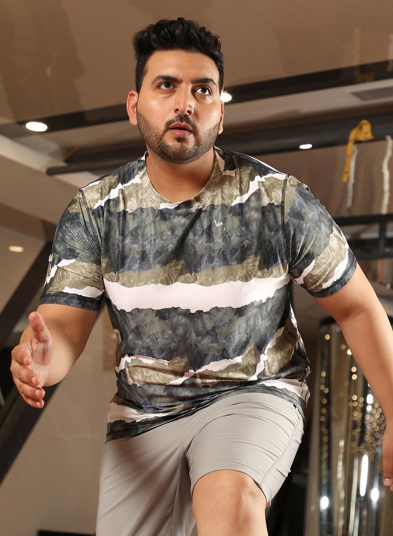 Instafab Plus Men's Olive Green & Charcoal Black Horizontal Abstract Activewear T-Shirt - Image 1