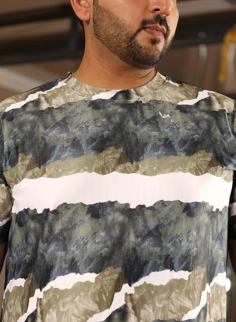 Instafab Plus  Men's Olive Green & Charcoal Black Horizontal Abstract Activewear T-Shirt for Men | Best Price UAE