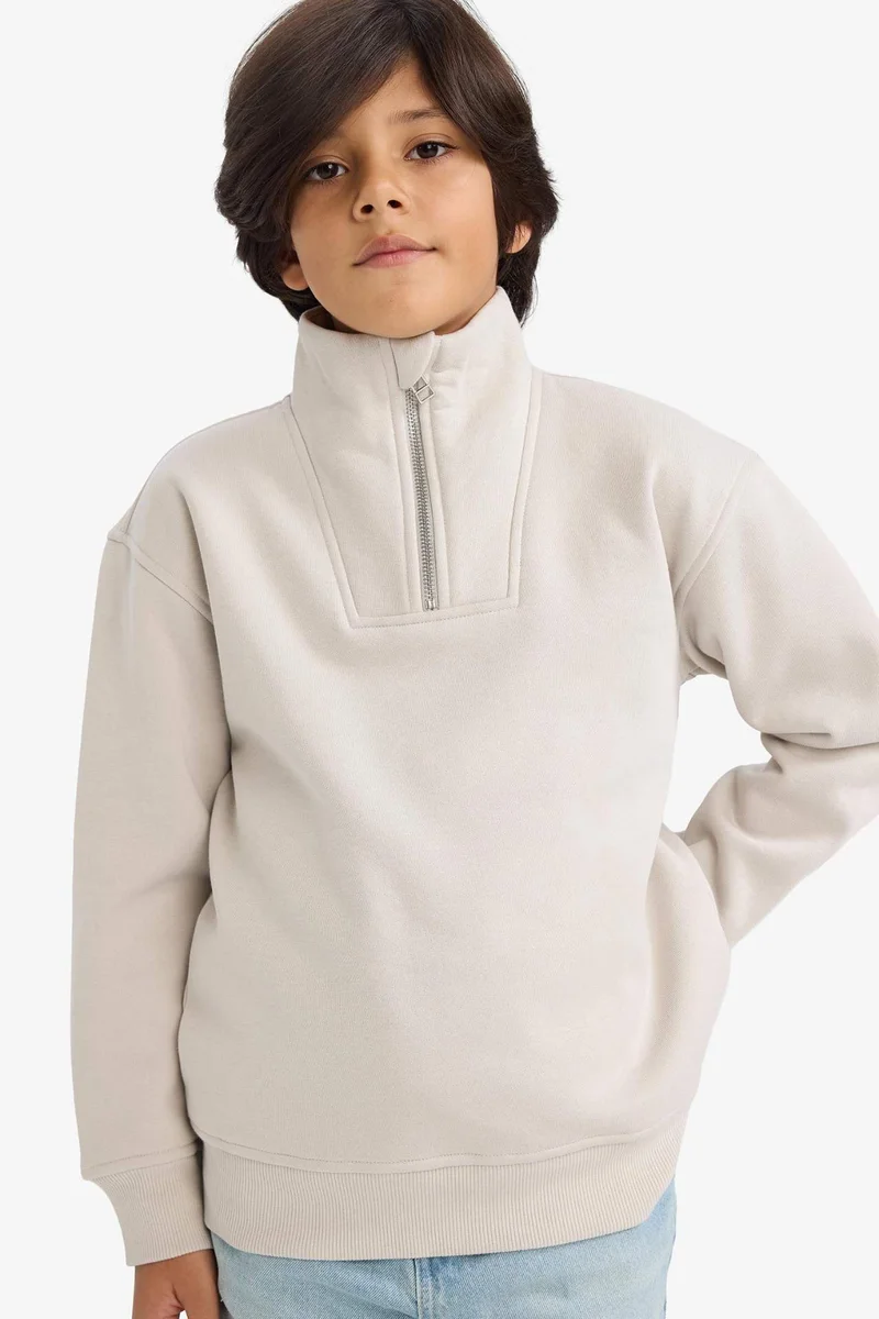 ديفاكتو New Regular Fit Sweatshirt