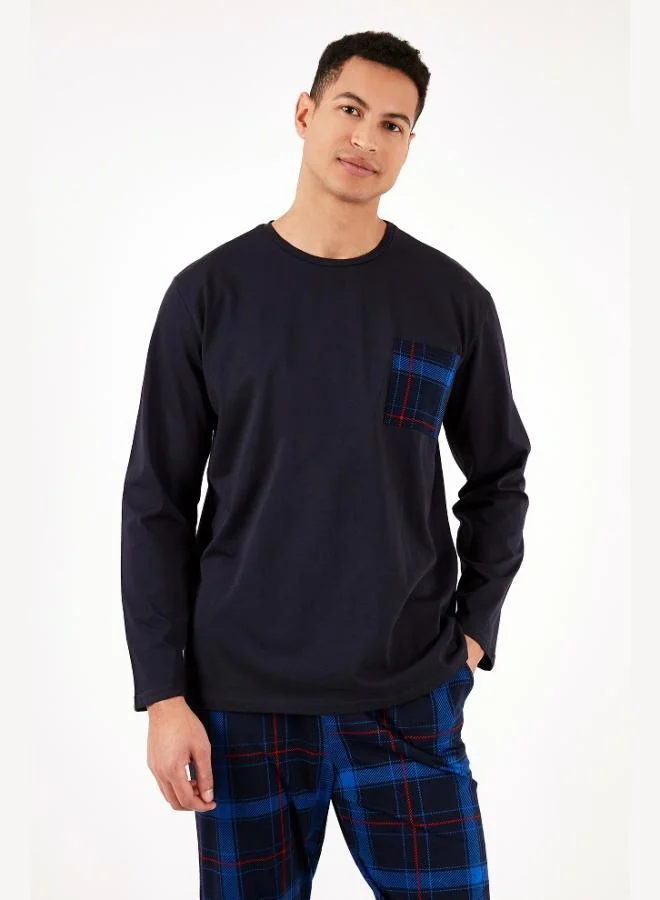 بوراتي طقم بيجامة رجالي قطن % بخصر مطاطي وجيوب بنقشة مربعات من بوراتي