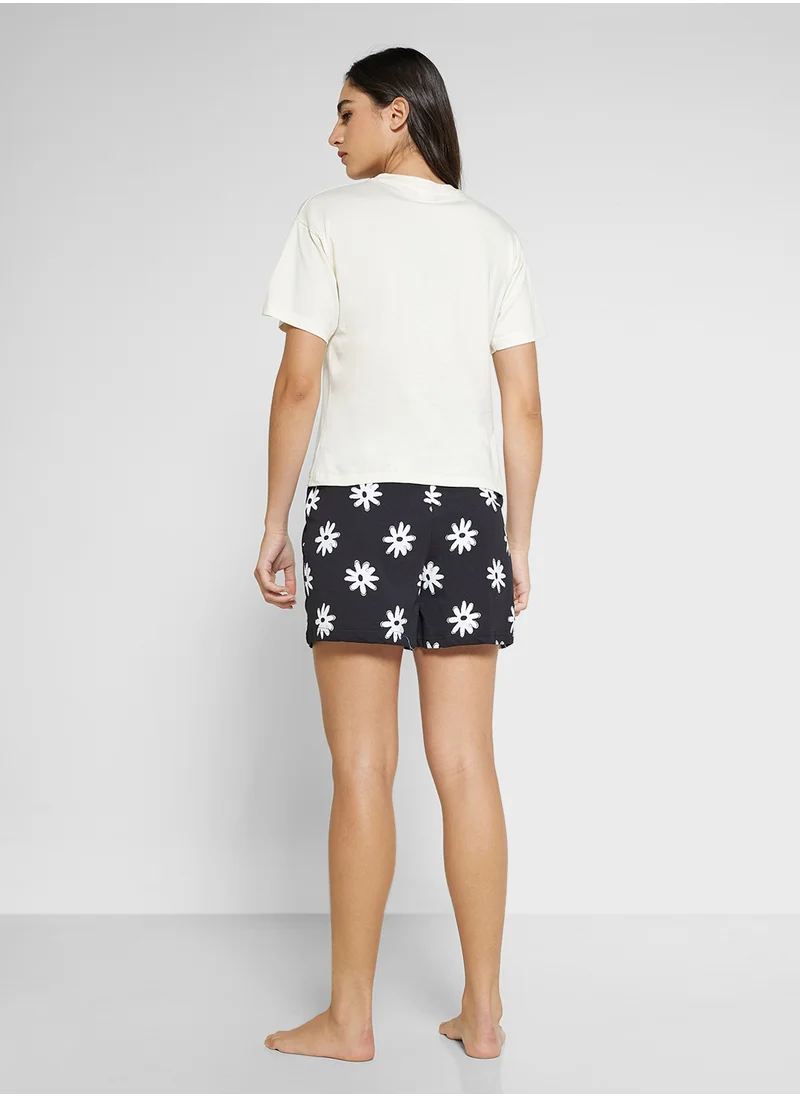 Disney Mickey Graphic T-Shirt & Short Pj Set