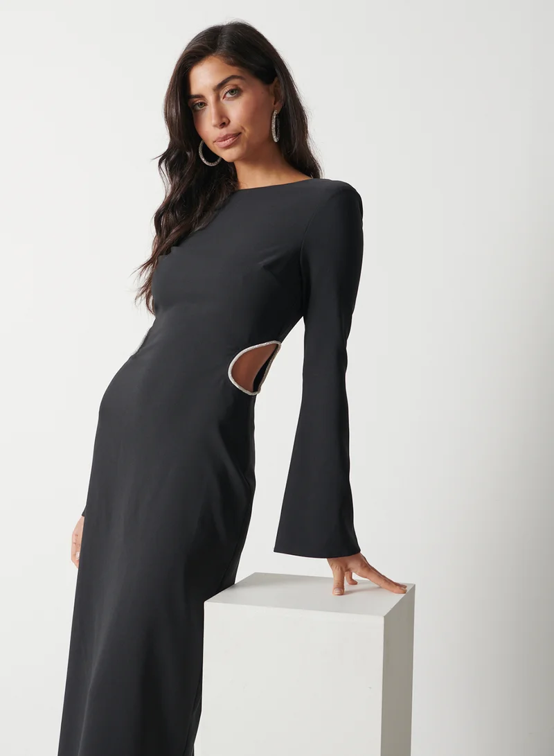 PRETTY LAVISH Cutout Trumpet Dress
