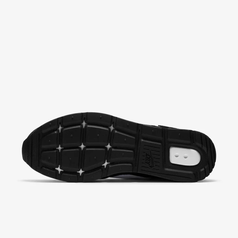 Nike Women's Venture Runner Shoe