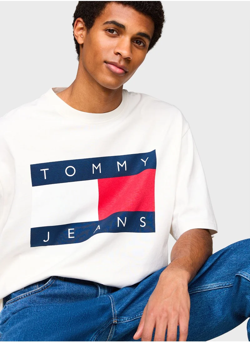 TOMMY JEANS Big Flag Crew Neck T-Shirt