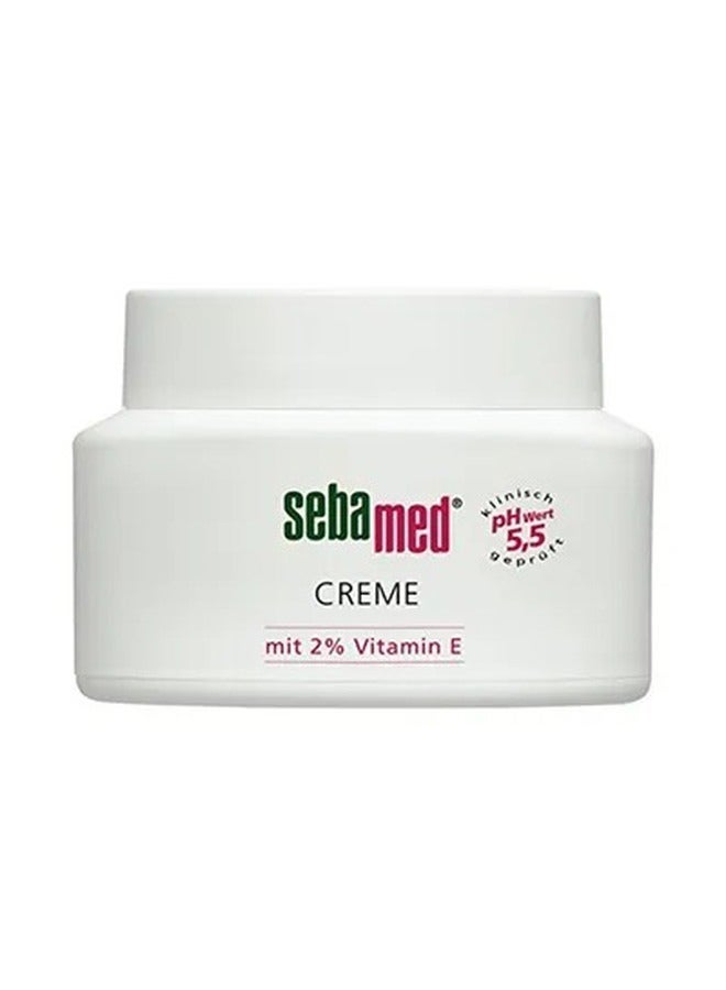 سيباميد كريم مرطب للبشرة العادية والجافة بفيتامين E - Image 1