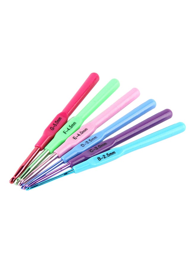 Set of Six Multicolor Crochet Hooks 14 Centimeters - Image 1