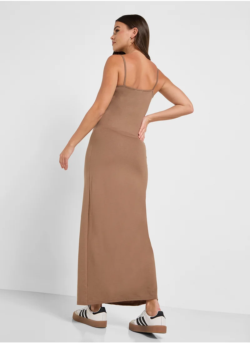 جينجر بيسيكس Cami Slinky Maxi Bodycon Dress