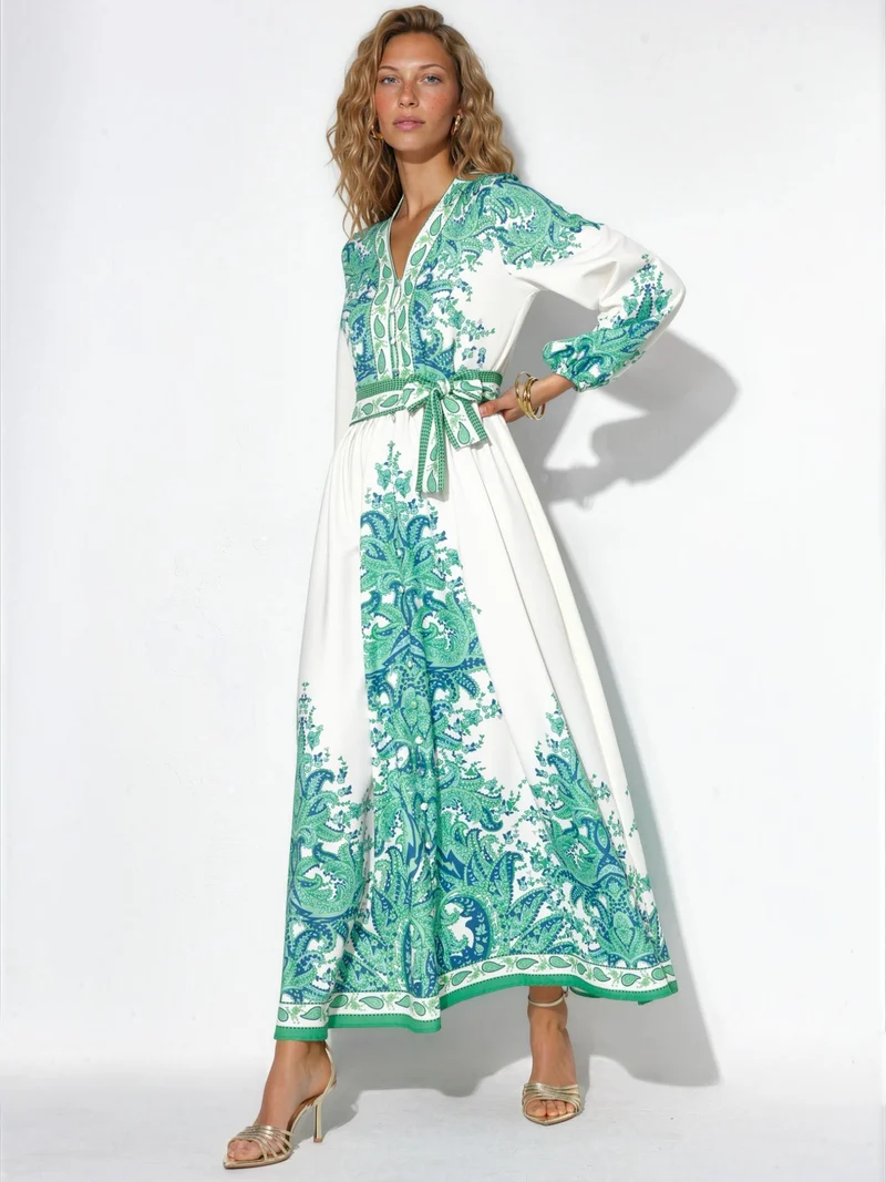 جينيفر Paisley A-line Maxi Dress With Tie Belt
