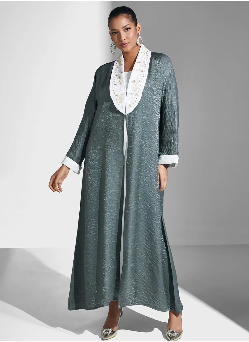 آرا Flared Sleeve Lapel Detail Abaya