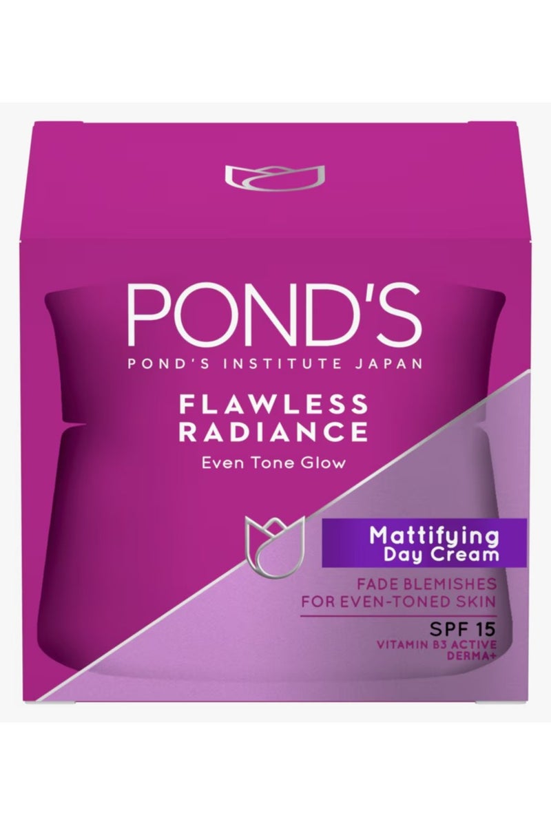 Pond's Flawless Radiance Moisturizing Day Cream, with SPF 15 and Niacinamide for an Even-tone Glow, 50g - Image 1