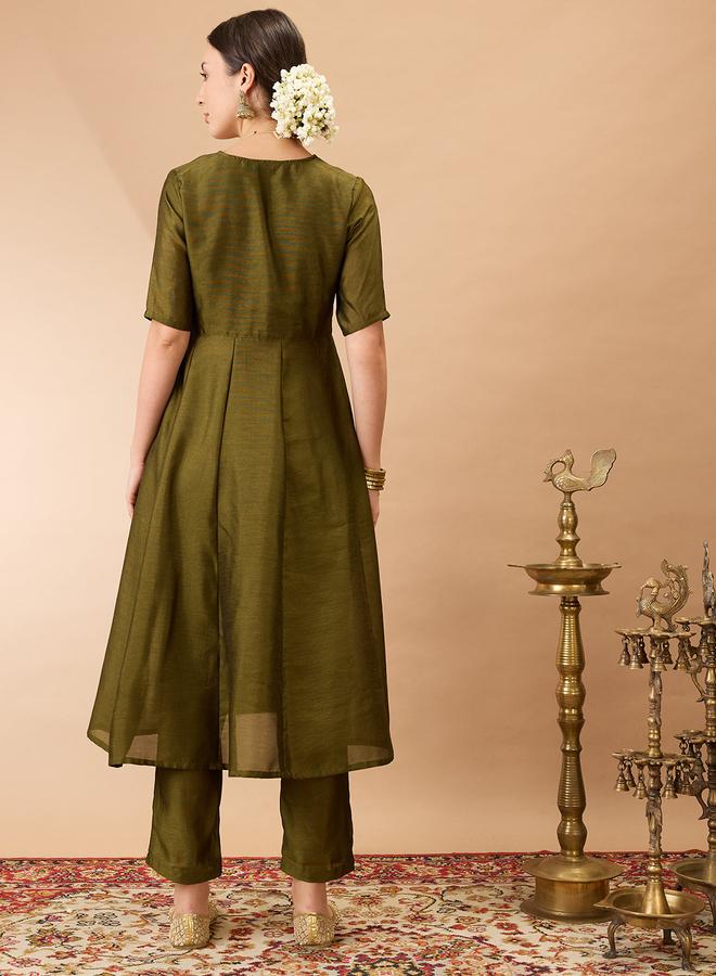 globus V Neck Lace Detail Anarkali Kurta and Straight Pant Festive Set - Image 3