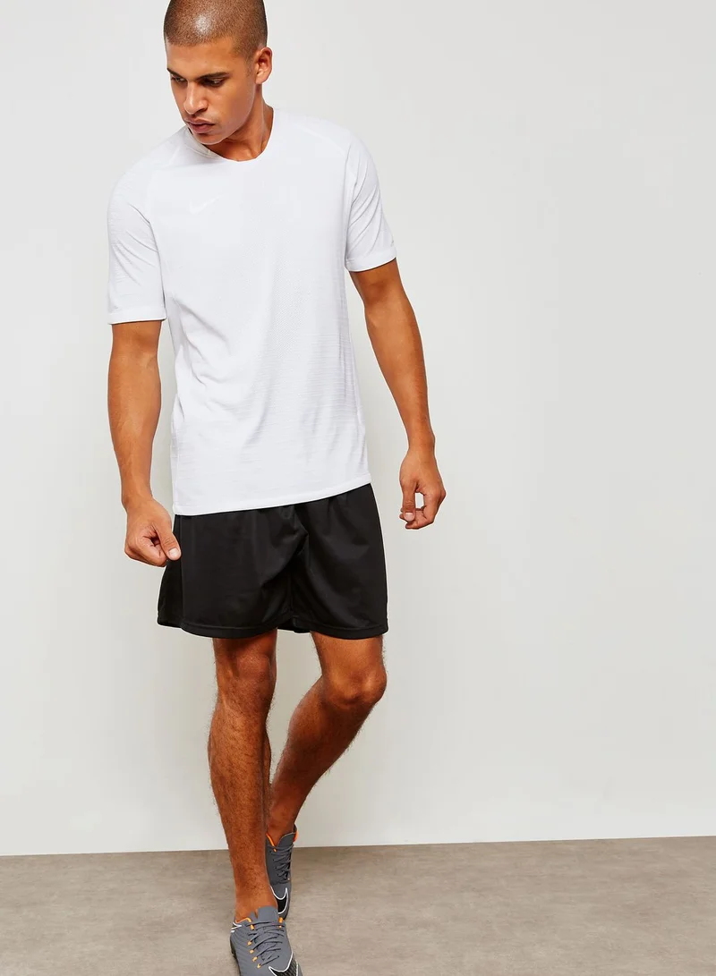 Nike Aeroswift Strike T-Shirt