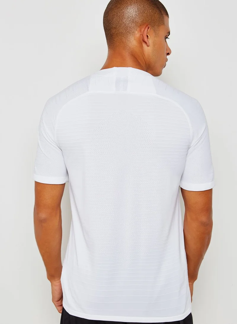 Nike Aeroswift Strike T-Shirt