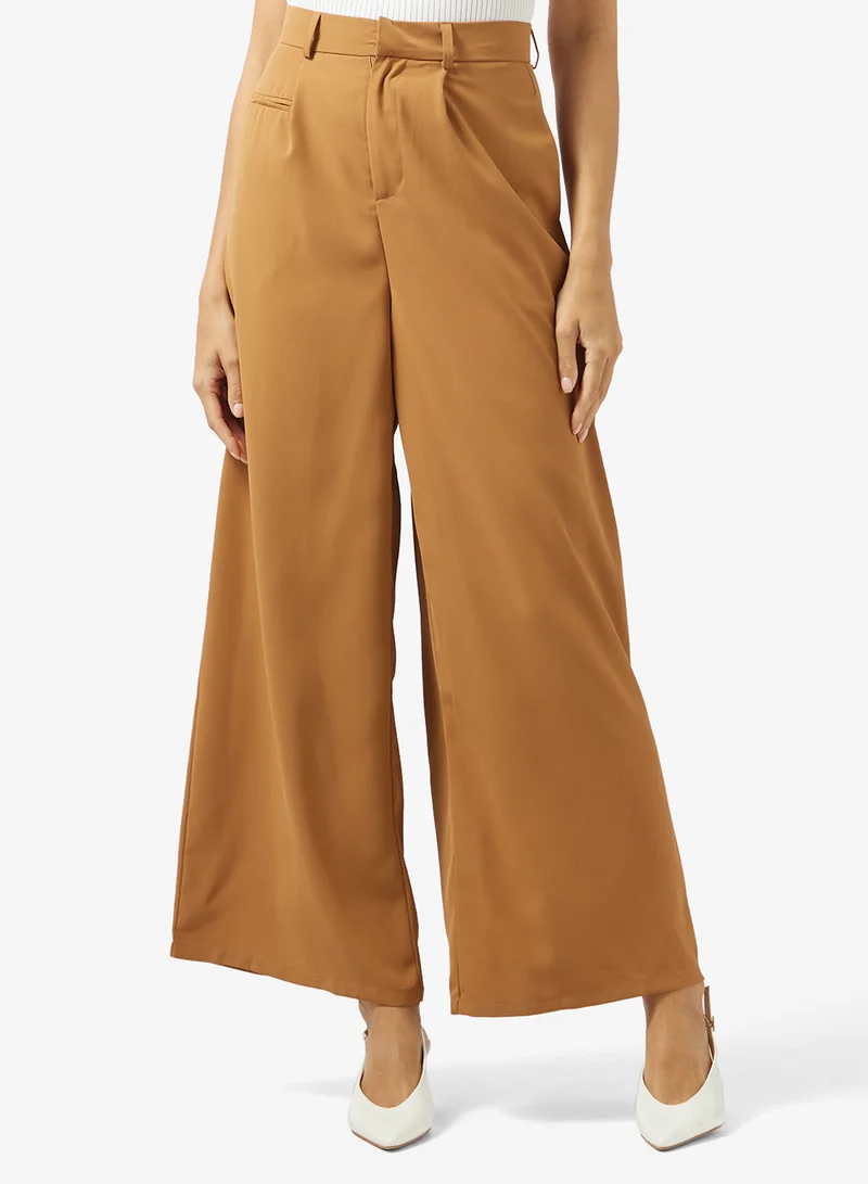 ايلا Straight Fit Trouser