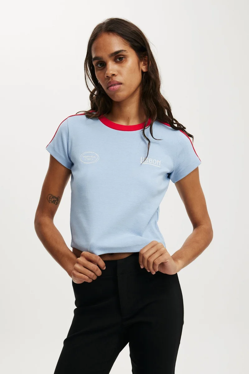 RETRO BABY GRAPHIC TEE