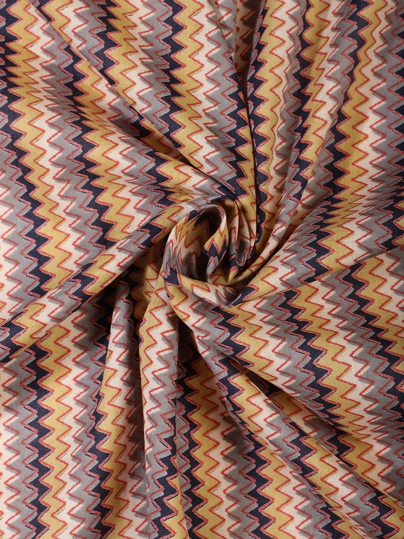 أيه كيه إس Multi-Color Zig-Zag Print Fabric One Meter