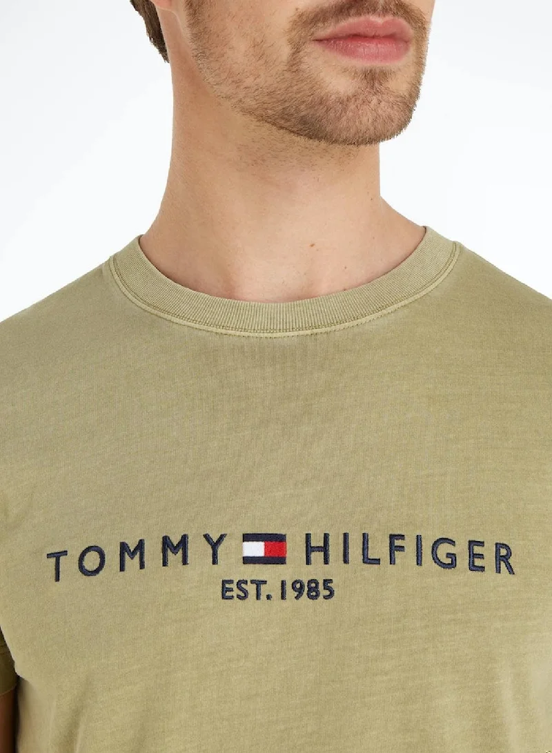 TOMMY HILFIGER Dye Tommy Logo T-Shirt