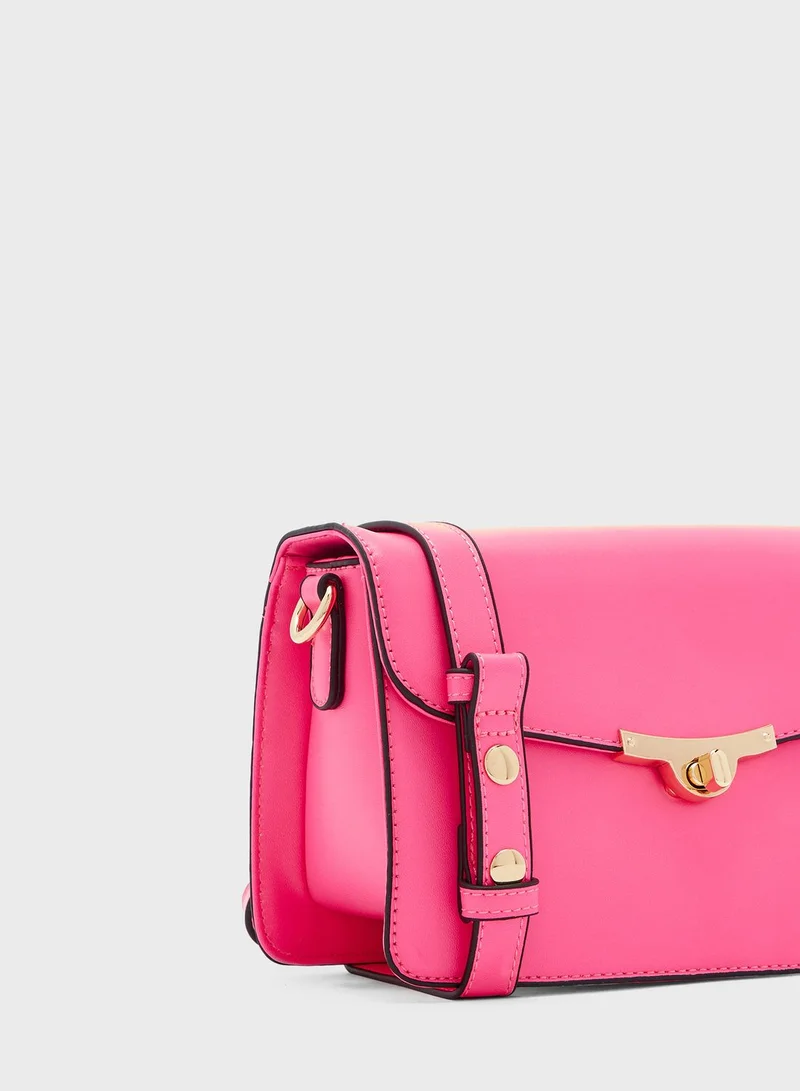 STEVE MADDEN Blanc Flap Crossbody