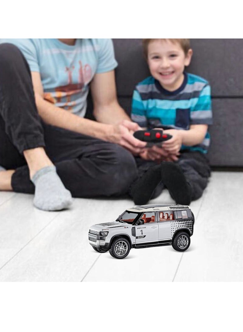 Funsterz 1:22 RC Land Rover Defender with Spray Mist & LED Lights – Full-Function Remote Control Alloy Car for Kids, Realistic Exhaust Effect, Rechargeable Off-Road Vehicle (6+ Years) - Image 4