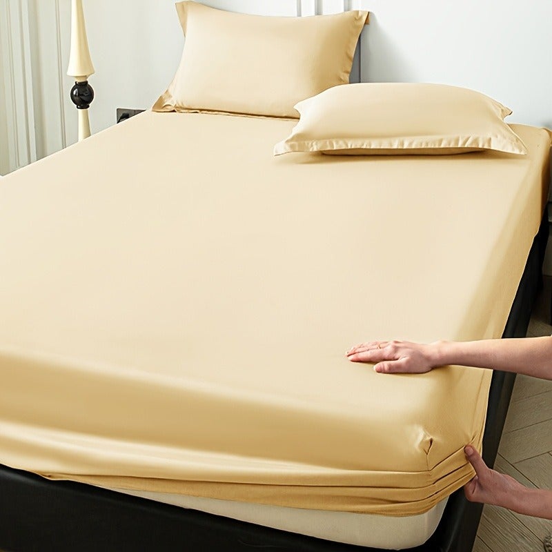 Soft Breathable Microfiber Fitted Sheet Suitable for - Machine-Washable Bedspread, Brushed Texture for Warmth, Solid Color Minimalist Bed, Comfortable for &, Fits Most Bed Frames - Image 1