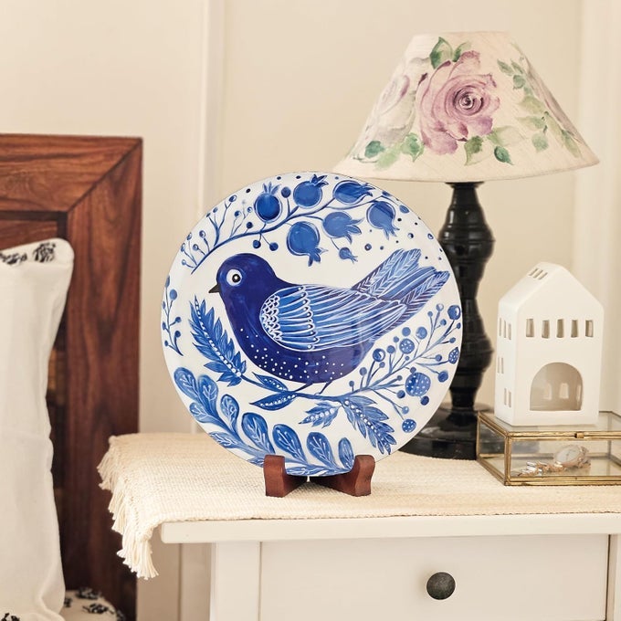 BIRDS SINGLE WALL PLATE 10 INCH WITH STAND WALL ARTS FOR HOME DECORATION LIVING ROOM BEDROOM OFFICE DECOR AESTHETIC ROOM DECOR ITEMS WALL HANGING SHOW PIECES