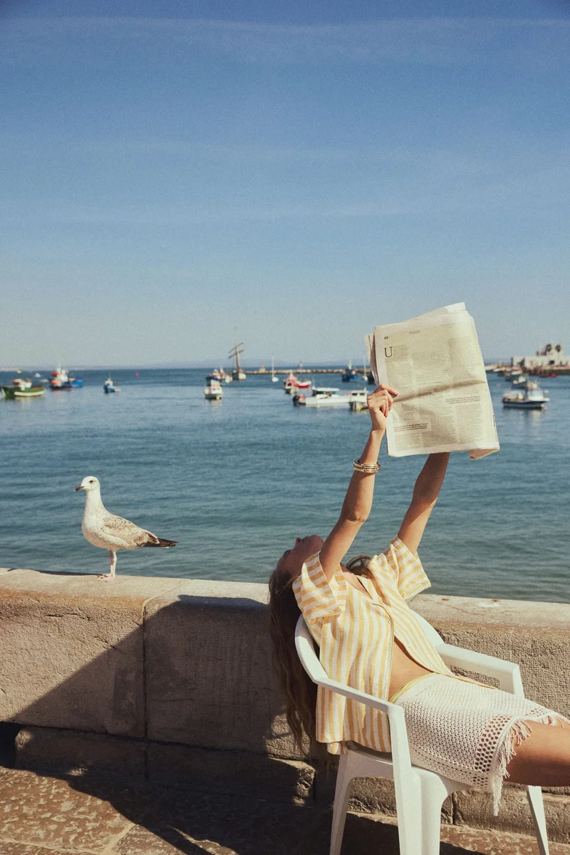 اتش اند ام قميص ريزورت بقصة فضفاضة