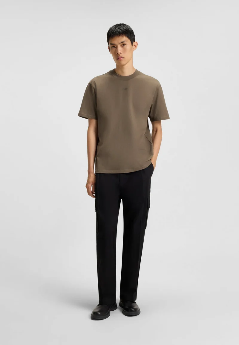 HUGO Relaxed-fit T-shirt in cotton with logo print