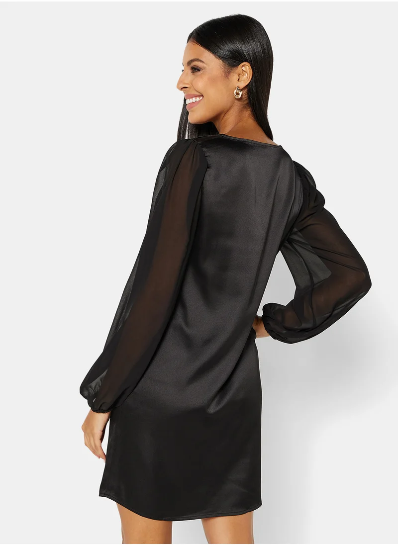 جاكلين دي يونج Satin Puff Sleeve Mini Dress