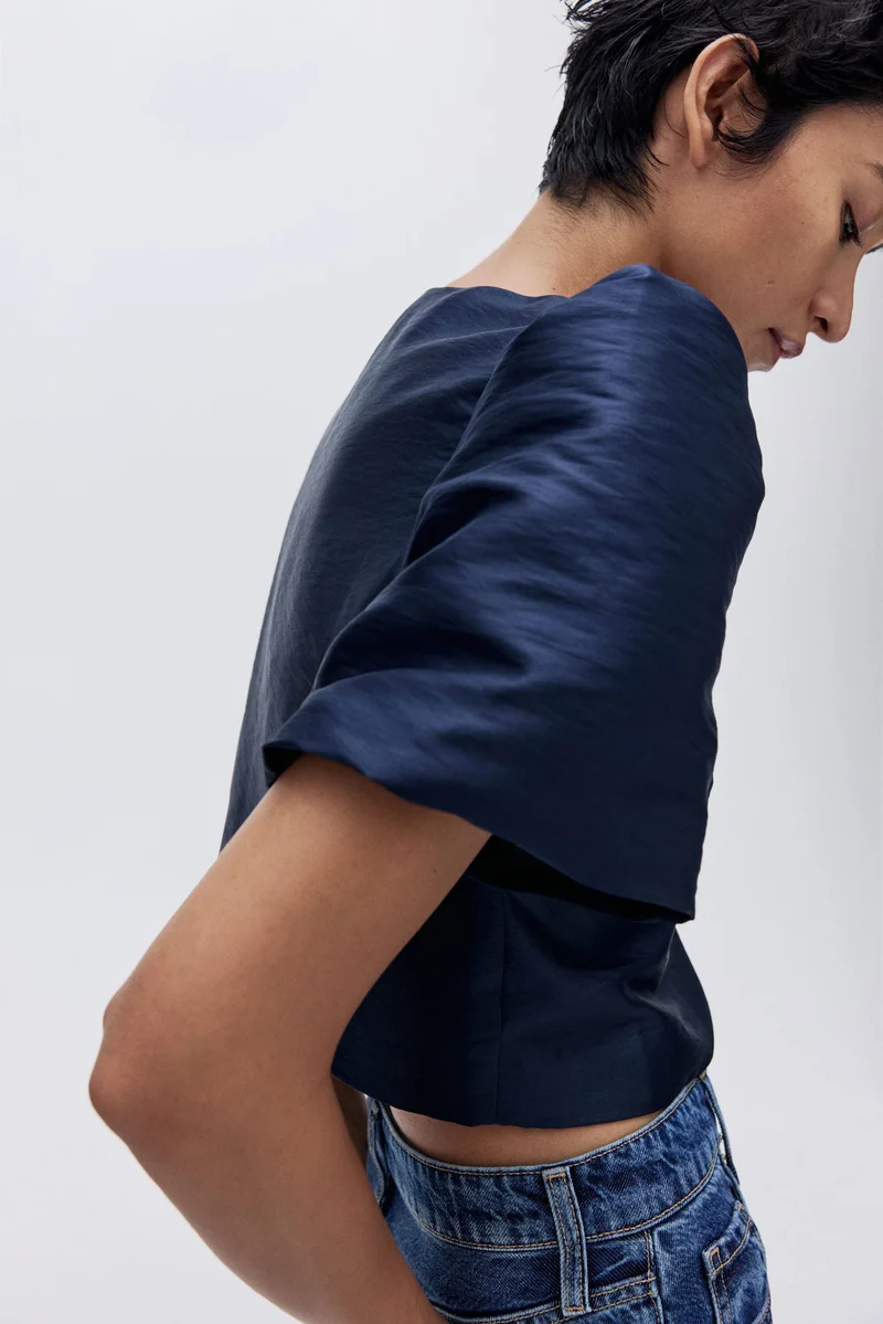 H&M Puff-sleeved blouse